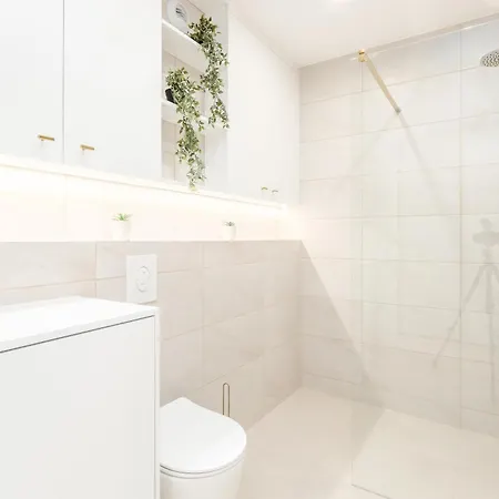 Jacuzzi Haven In - Private Terrace & Parking شقة *