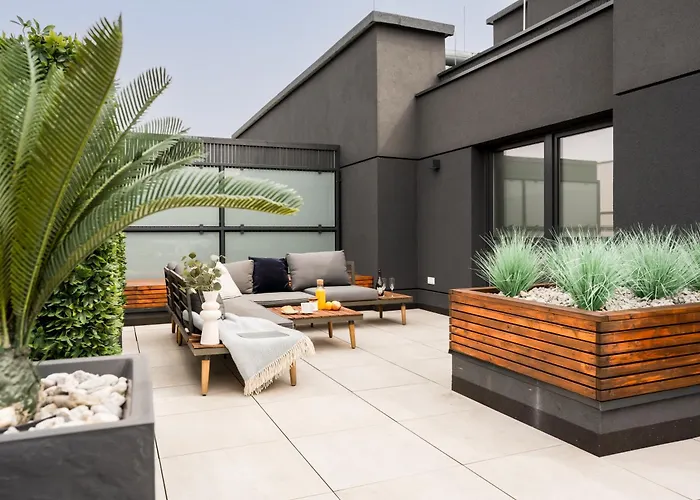 Jacuzzi Haven In - Private Terrace & Parking * Varsavia