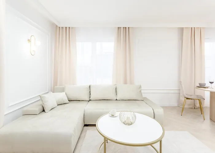 Jacuzzi Haven In - Private Terrace & Parking * Varsavia