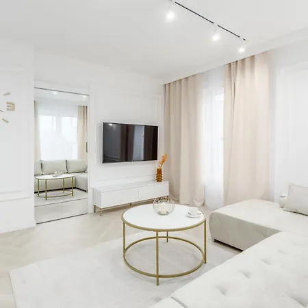 Jacuzzi Haven In - Private Terrace & Parking Apartament *