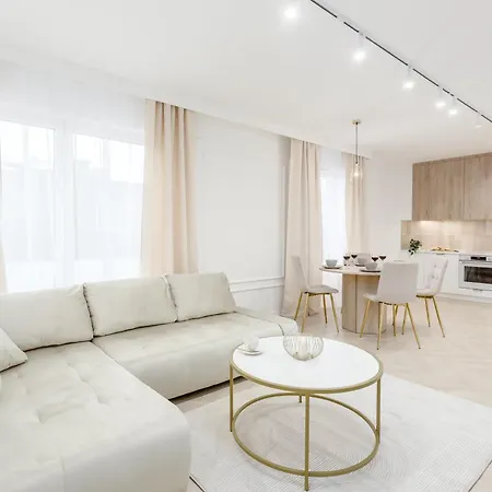 Jacuzzi Haven In - Private Terrace & Parking Apartament